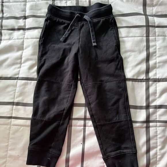 LOT of 4T 5T Girls Dresses Jogger Skort Pajama Sleeper Shirt Gymboree Old Navy - Picture 8 of 9